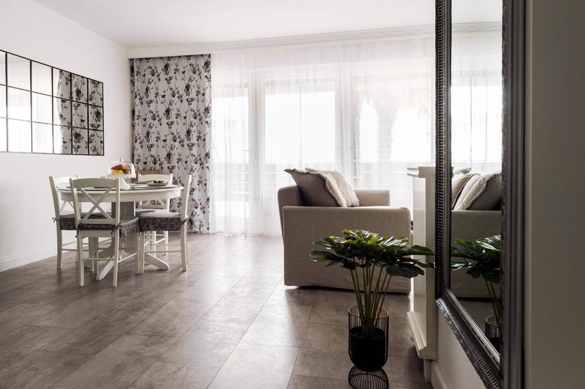 Apartman Hill Podstrana Luaran gambar